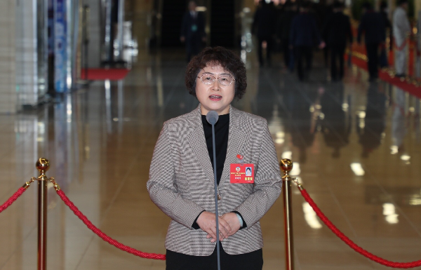 省政協委員，廣東工業大學黨委常委、統戰部部長李靖茂：重視并開展好體育大課間